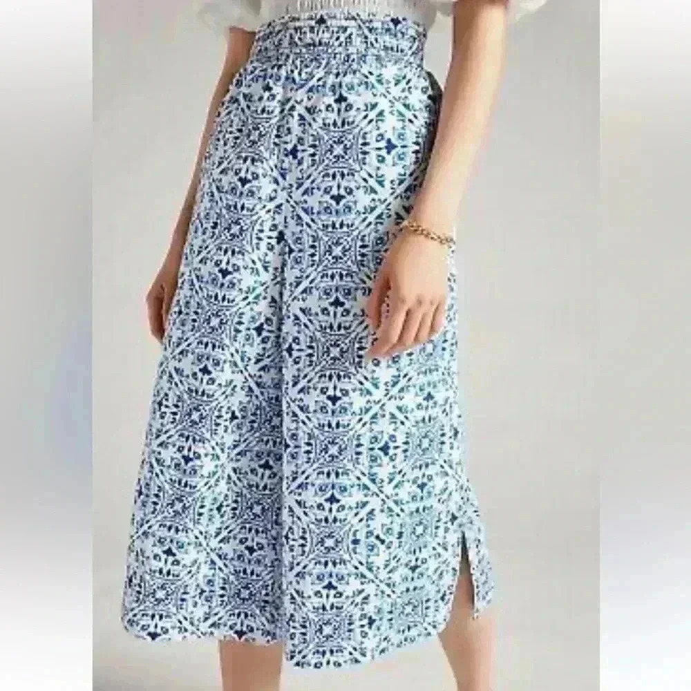 *On Hold* Anthropologie Maeve Cropped Wide-Leg Blue Motif Pants Xs